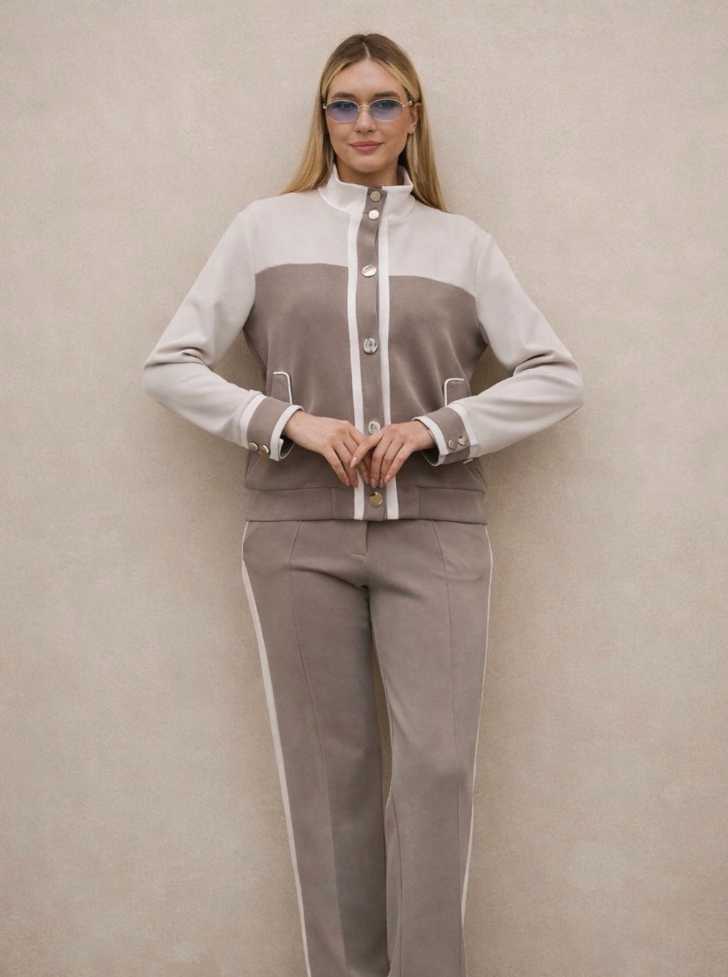 Taupe Essence Set