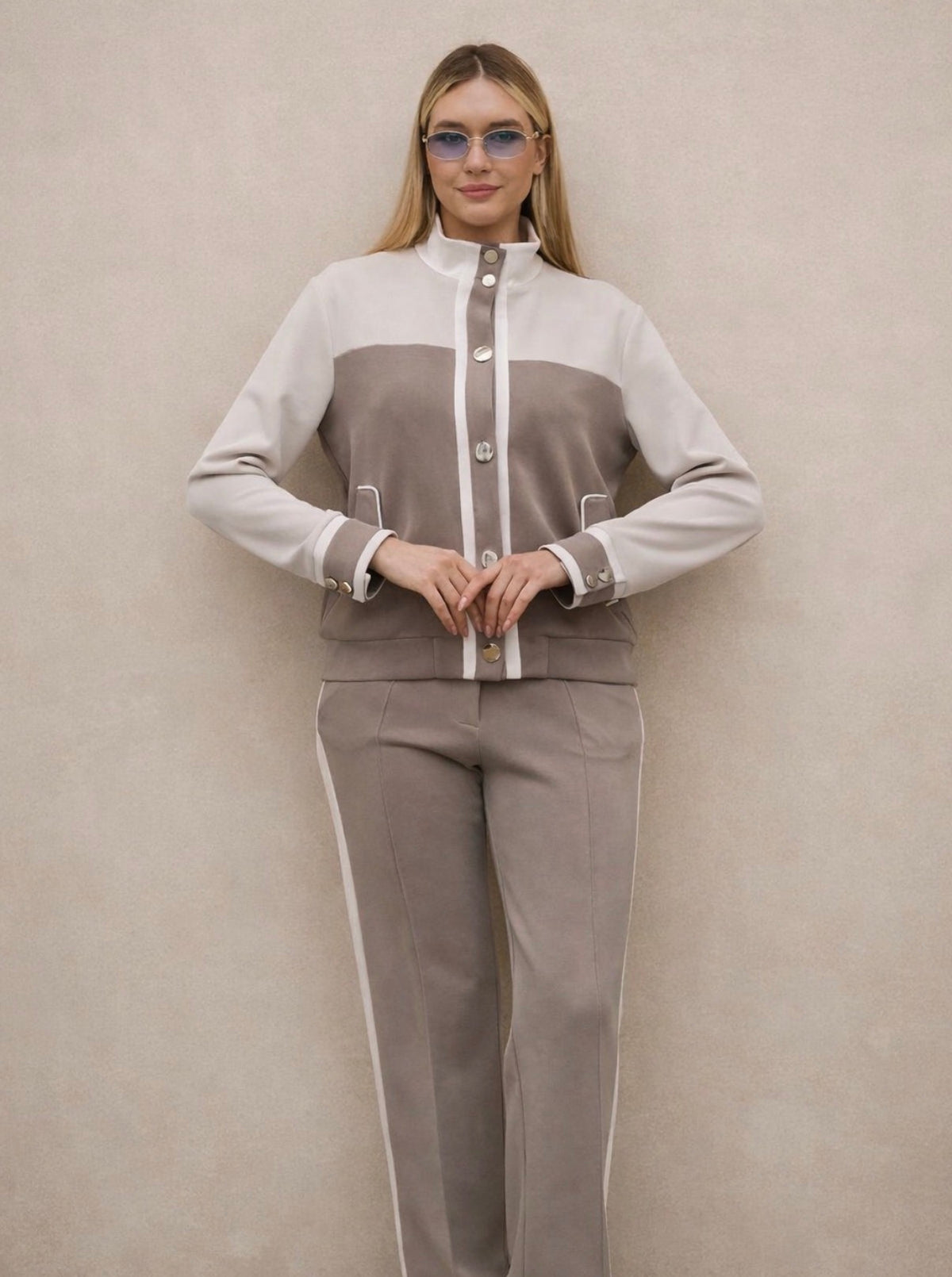 Taupe Essence Set